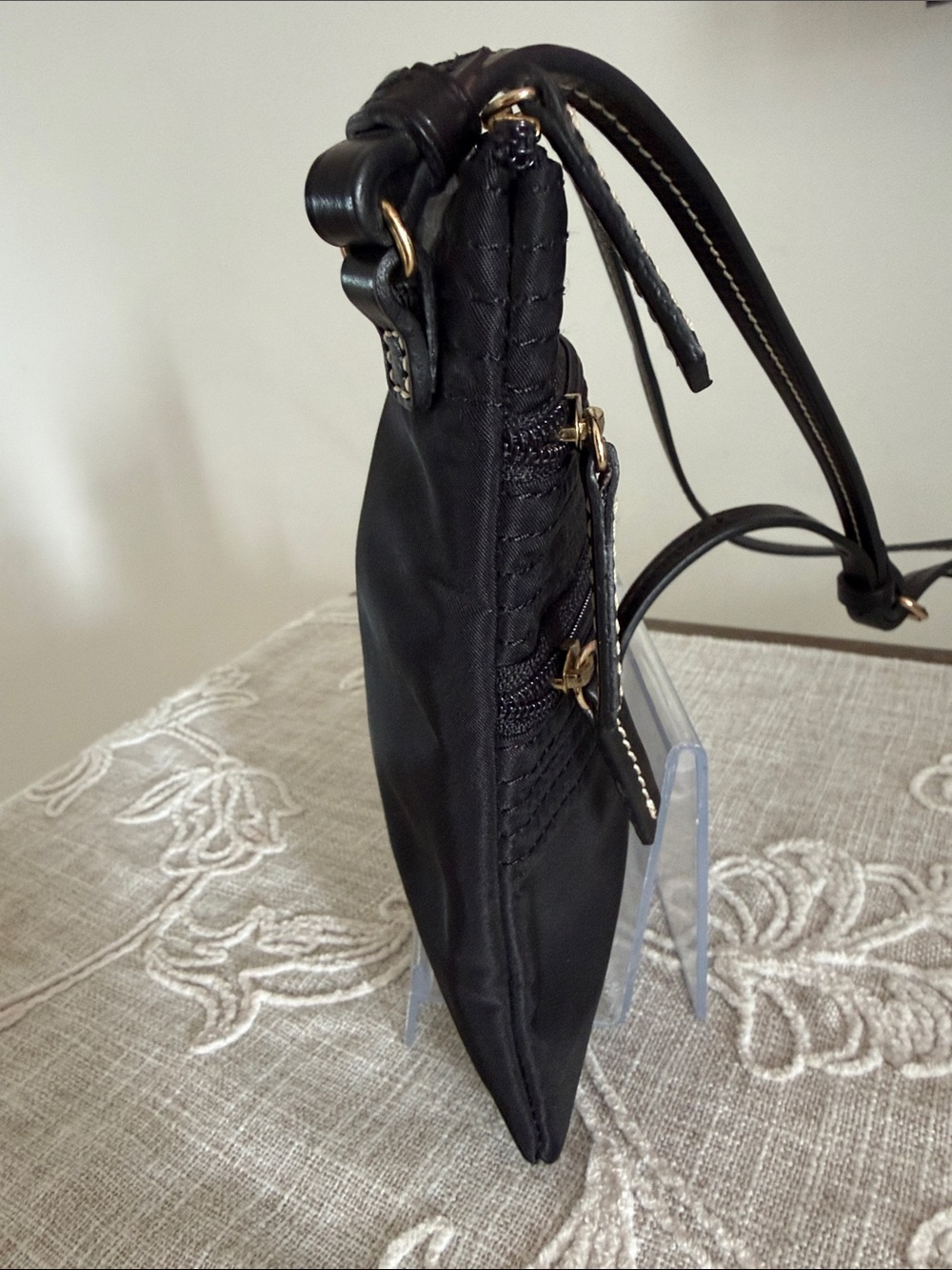 Dooney & Bourke Black Nylon Crossbody/Leather Strap with Double Zip Front Pocket - Picture 4 of 15